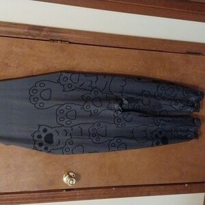 Soft gray cat paw overall style pants